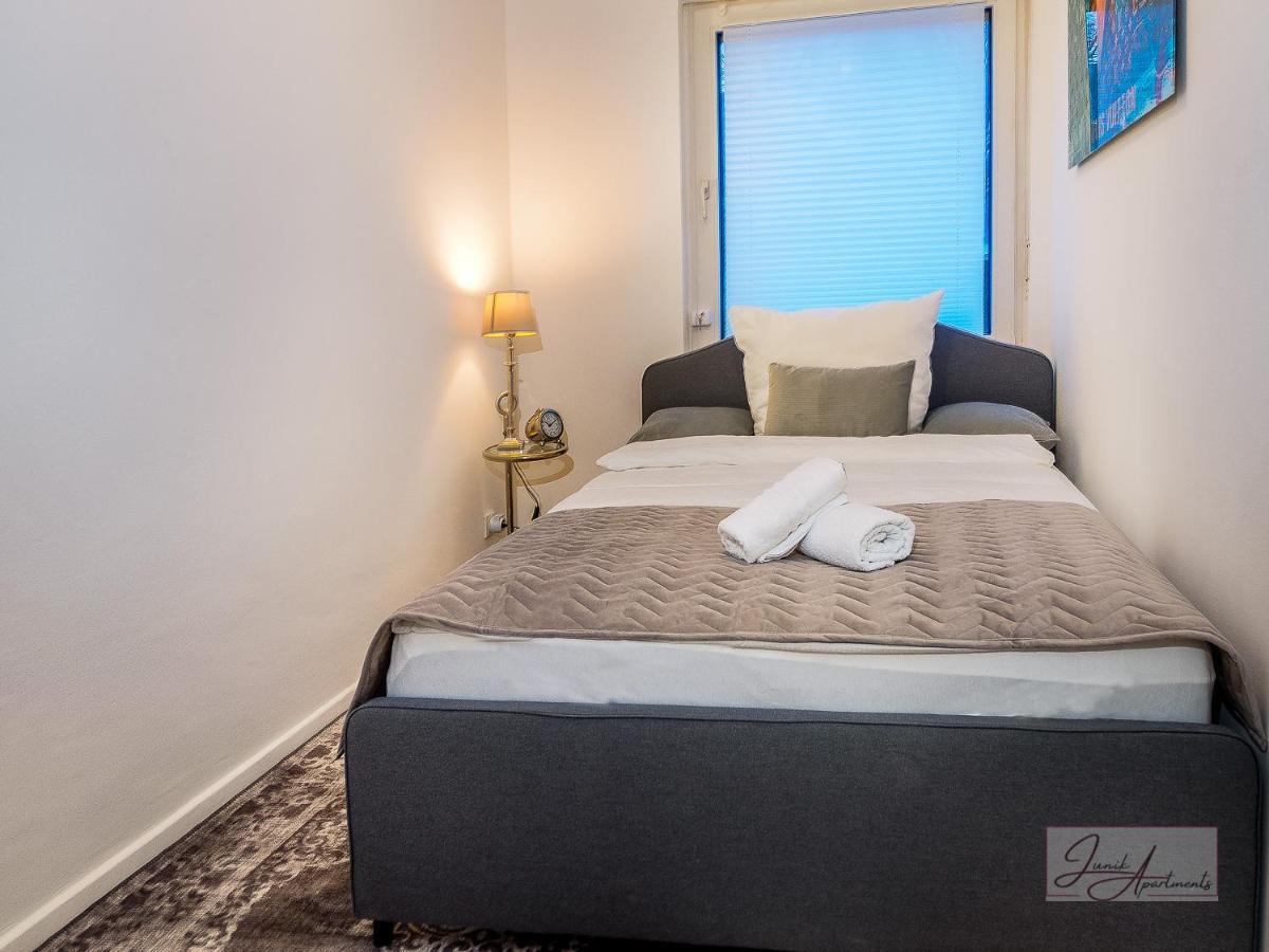 Gemuetliche & Individuelle Ferienwohnungen In Krefeld - Junik Apartments المظهر الخارجي الصورة