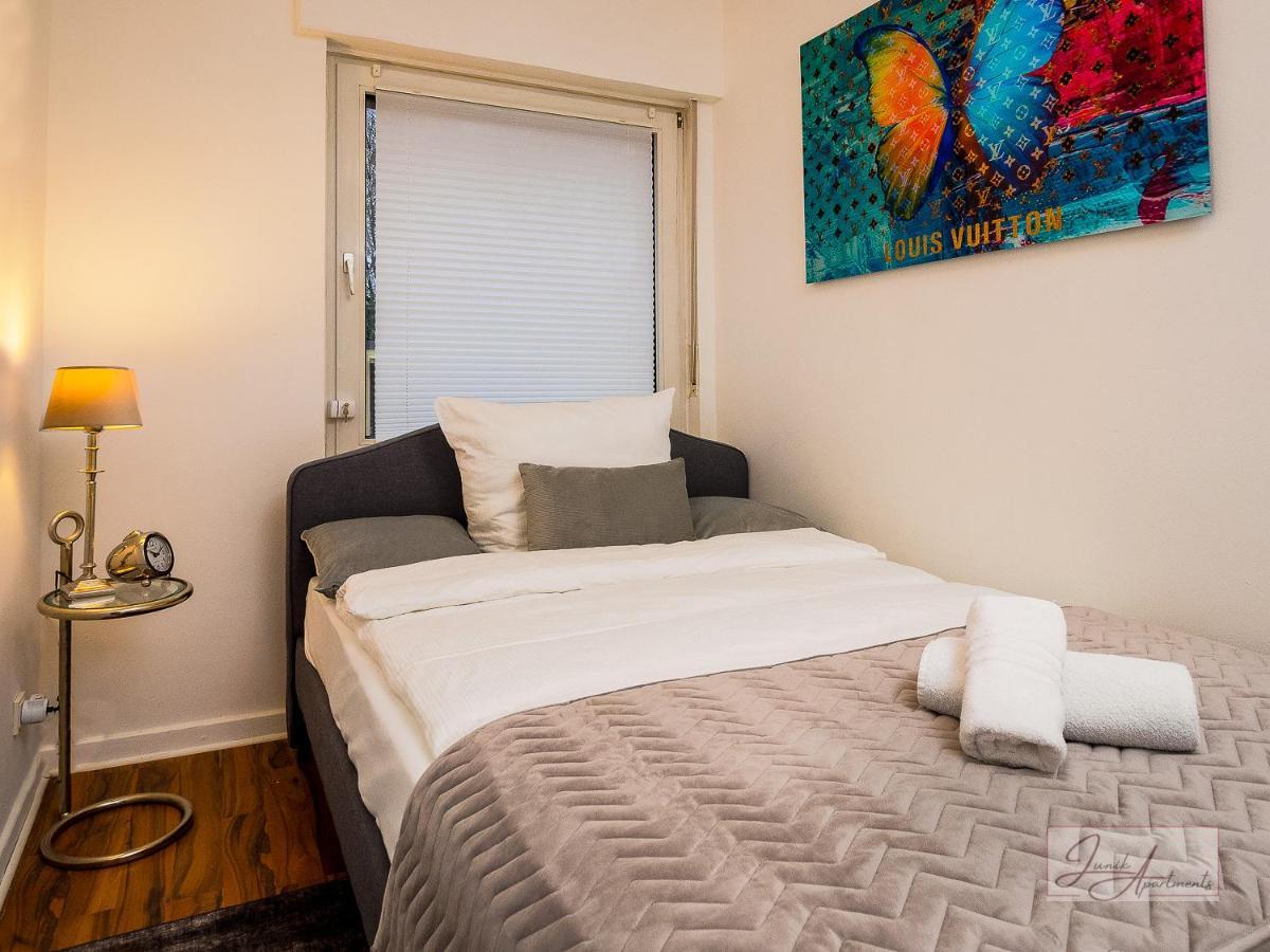 Gemuetliche & Individuelle Ferienwohnungen In Krefeld - Junik Apartments المظهر الخارجي الصورة